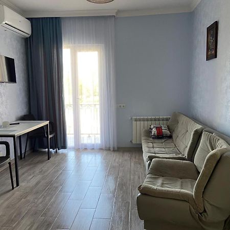Отель Kemo House Батуми Экстерьер фото