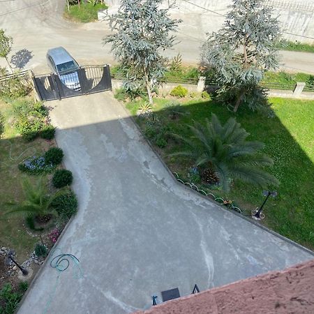 Отель Kemo House Батуми Экстерьер фото