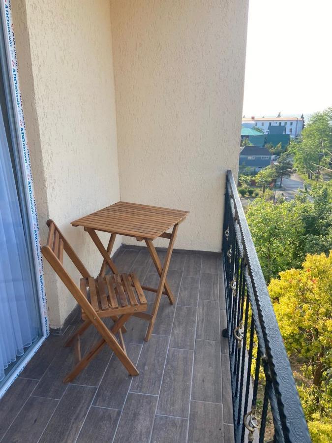 Отель Kemo House Батуми Экстерьер фото